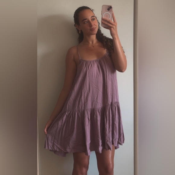 Aritzia TNA Womens Open Black Flowy Tie Ruffle Tiered
Mini Dress in Lavender - Picture 5 of 14